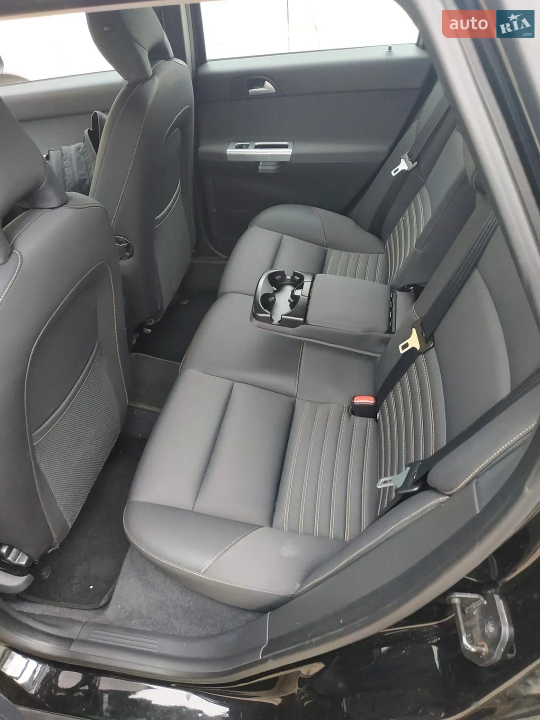2010 Volvo V50 - мініатюра 4