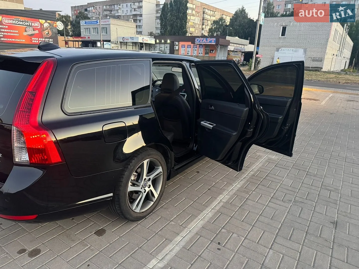 2011 Volvo V50 - мініатюра 4