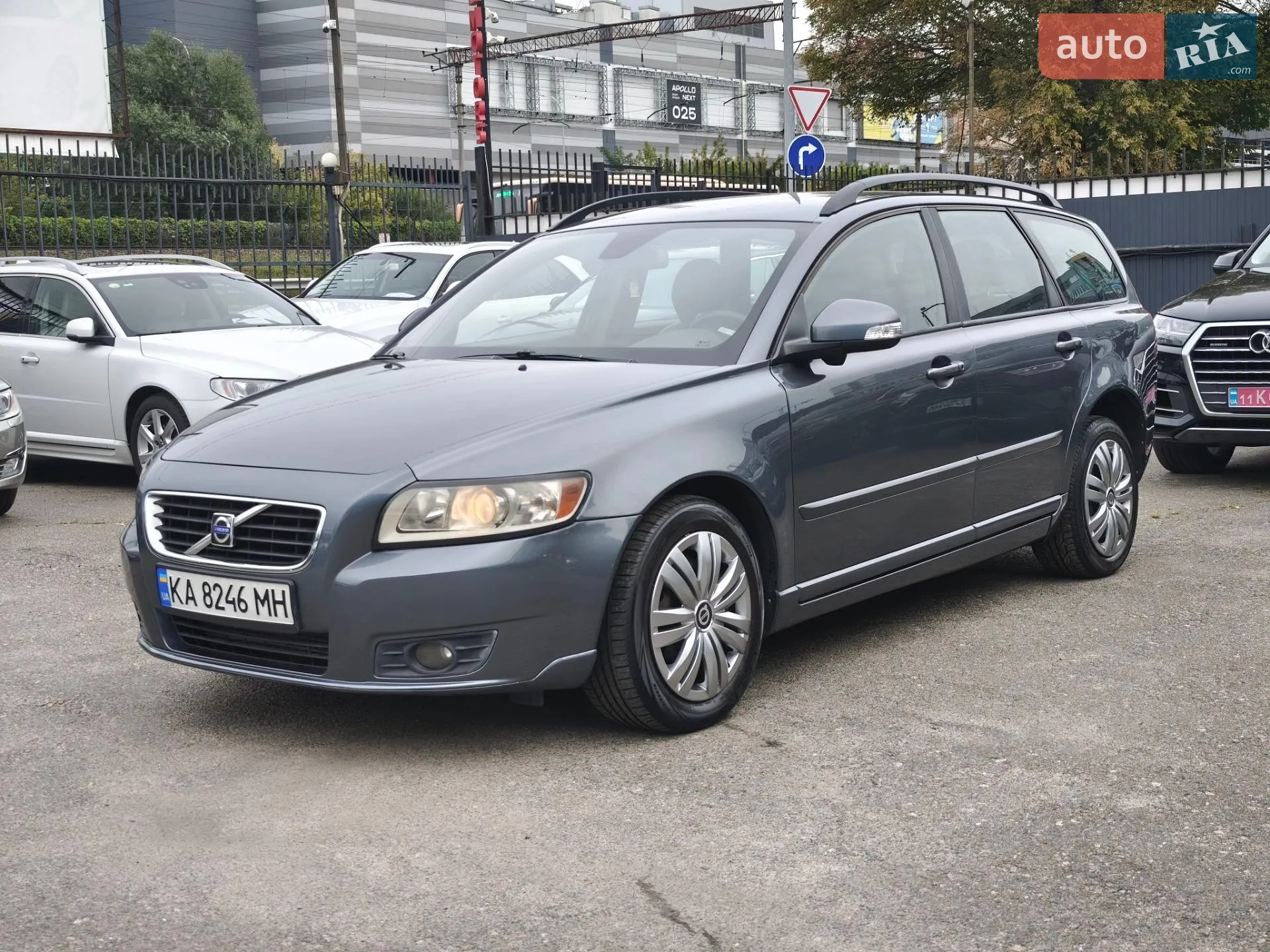 2010 Volvo V50 - мініатюра 8