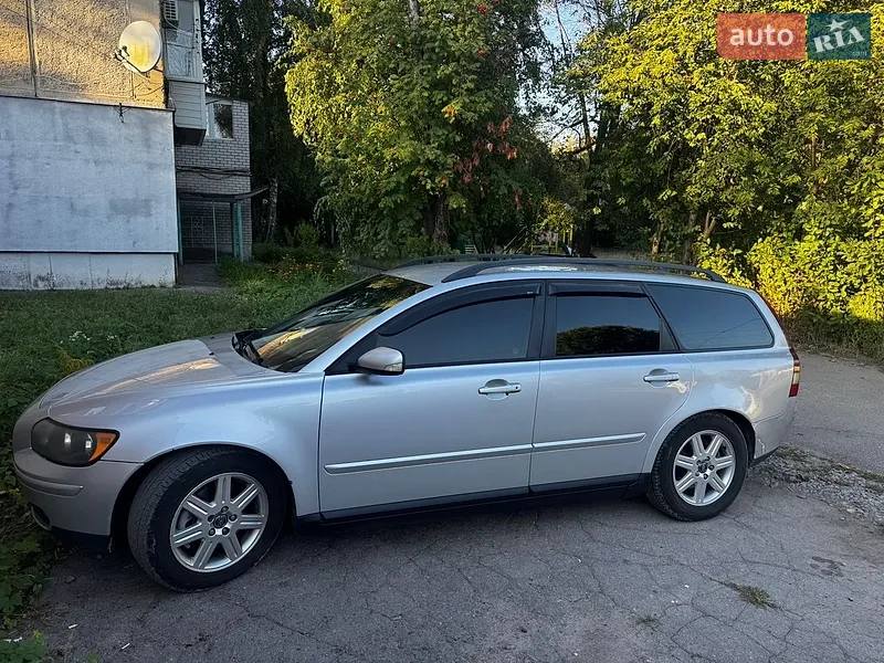 Volvo V50 2004