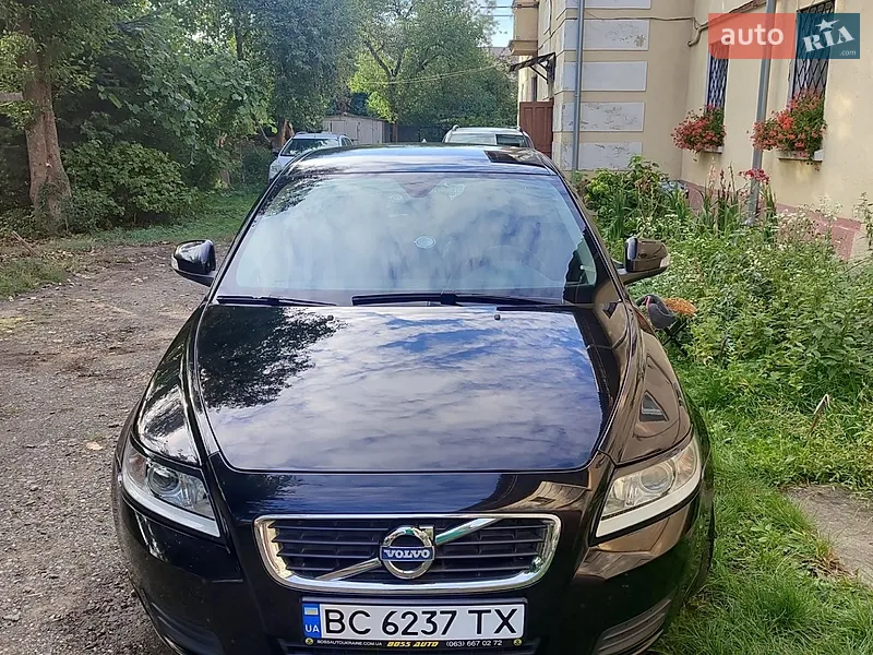 Volvo V50