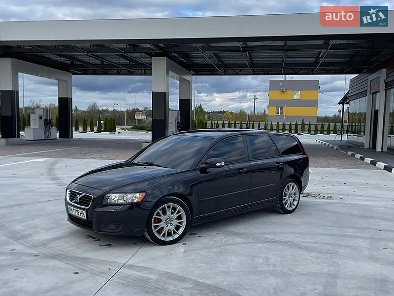 Volvo V50