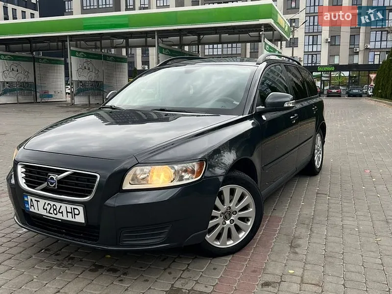 Volvo V50