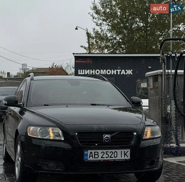 Volvo V50