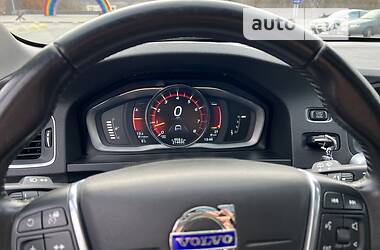 Хэтчбек Volvo V60 Cross Country 2015 в Запорожье