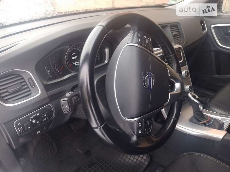 Універсал Volvo V60 Cross Country 2018 в Рівному
