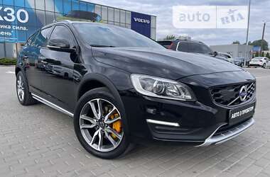 Універсал Volvo V60 Cross Country 2016 в Києві