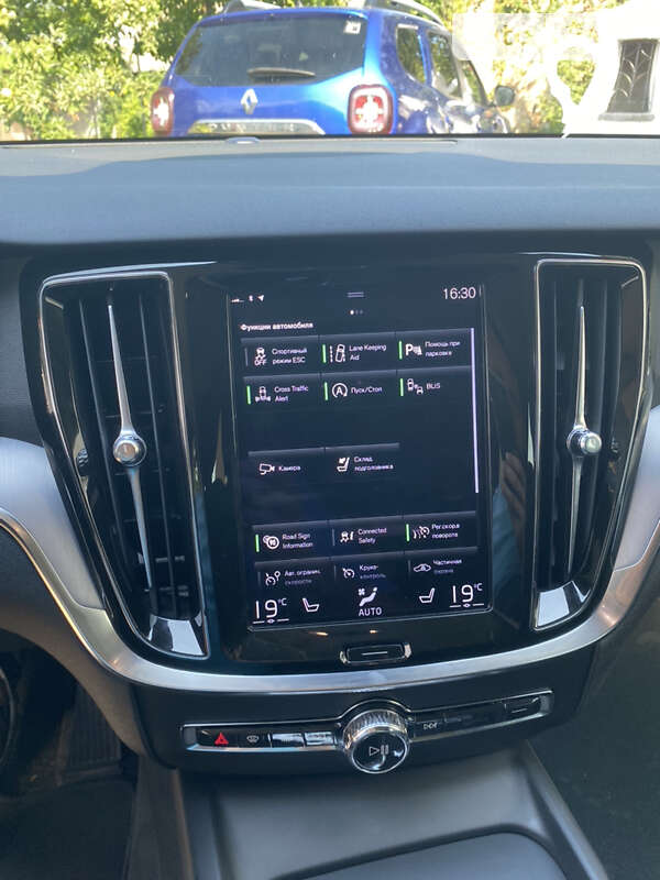 Універсал Volvo V60 Cross Country 2020 в Львові