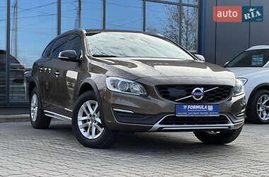 Універсал Volvo V60 Cross Country 2017 в Нововолинську