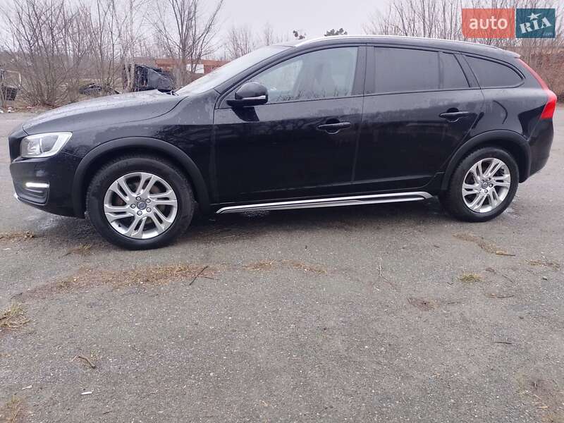 Універсал Volvo V60 Cross Country 2018 в Рівному