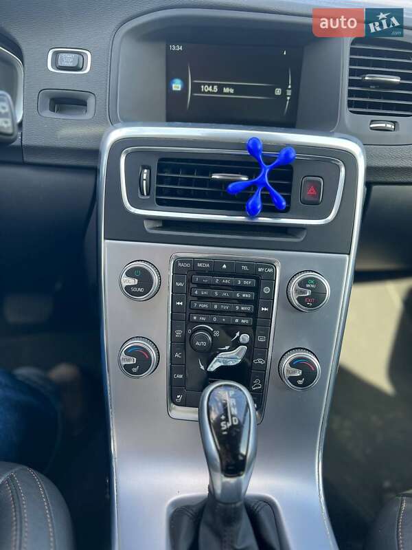 Універсал Volvo V60 Cross Country 2016 в Житомирі фото 9 Універсал Volvo V60 Cross Country 2016 в Житомирі