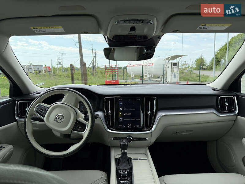 Универсал Volvo V60 Cross Country 2019 в Виннице