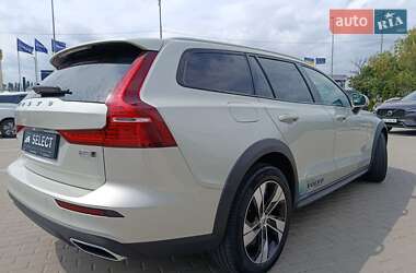 Універсал Volvo V60 Cross Country 2020 в 