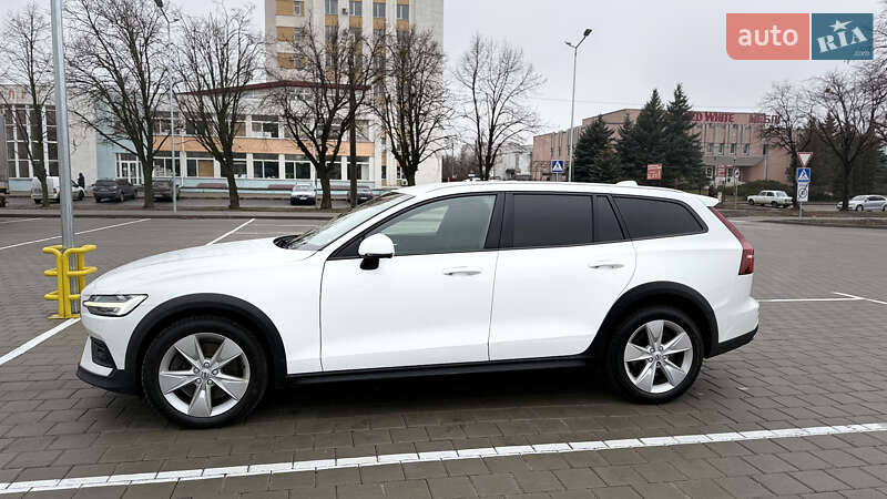 Універсал Volvo V60 Cross Country 2020 в Черкасах