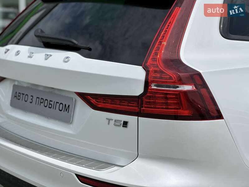 Универсал Volvo V60 Cross Country 2020 в Хмельницком