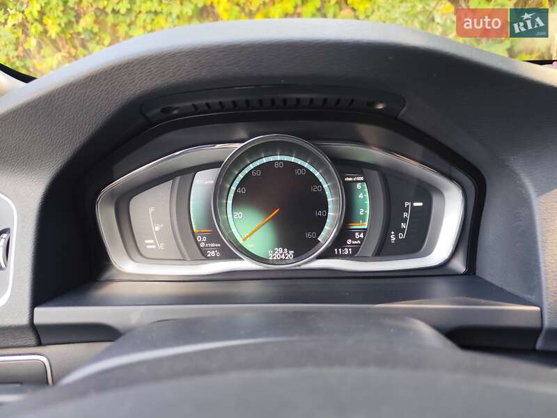 Универсал Volvo V60 Cross Country 2015 в Киеве