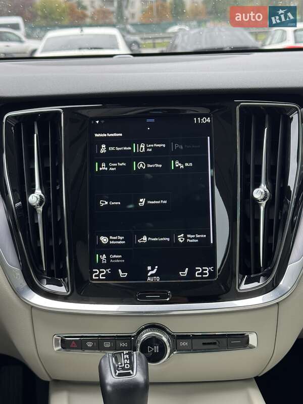 Универсал Volvo V60 Cross Country 2020 в Киеве фото 35 Универсал Volvo V60 Cross Country 2020 в Киеве