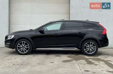 Універсал Volvo V60 Cross Country 2018 в 