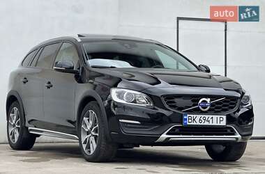 Універсал Volvo V60 Cross Country 2018 в 