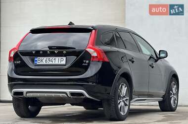 Універсал Volvo V60 Cross Country 2018 в 