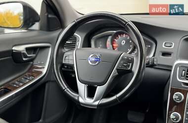 Універсал Volvo V60 Cross Country 2018 в 