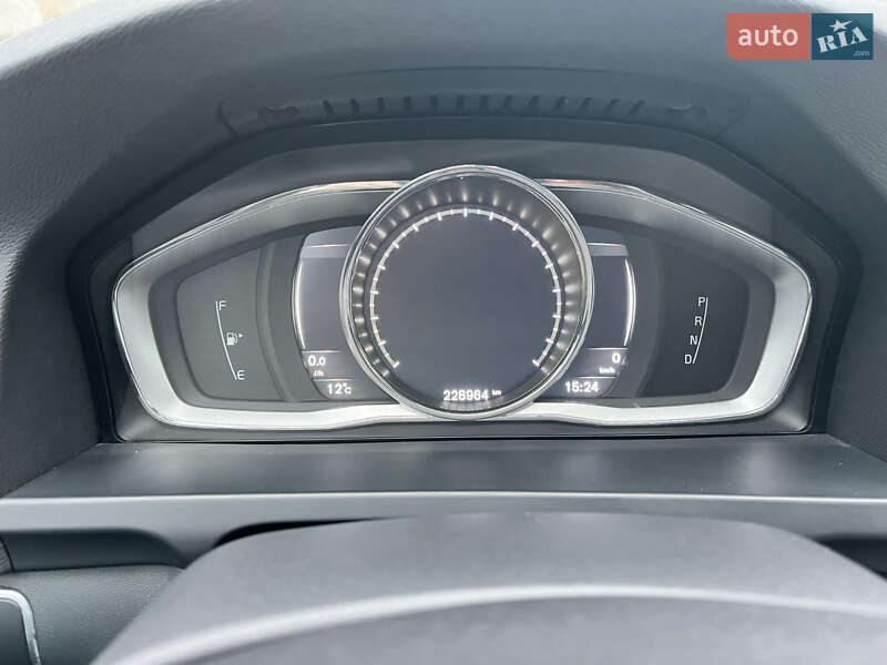 Универсал Volvo V60 Cross Country 2016 в Киеве