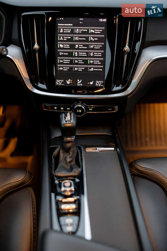Универсал Volvo V60 Cross Country 2019 в Львове фото 74 Универсал Volvo V60 Cross Country 2019 в Львове