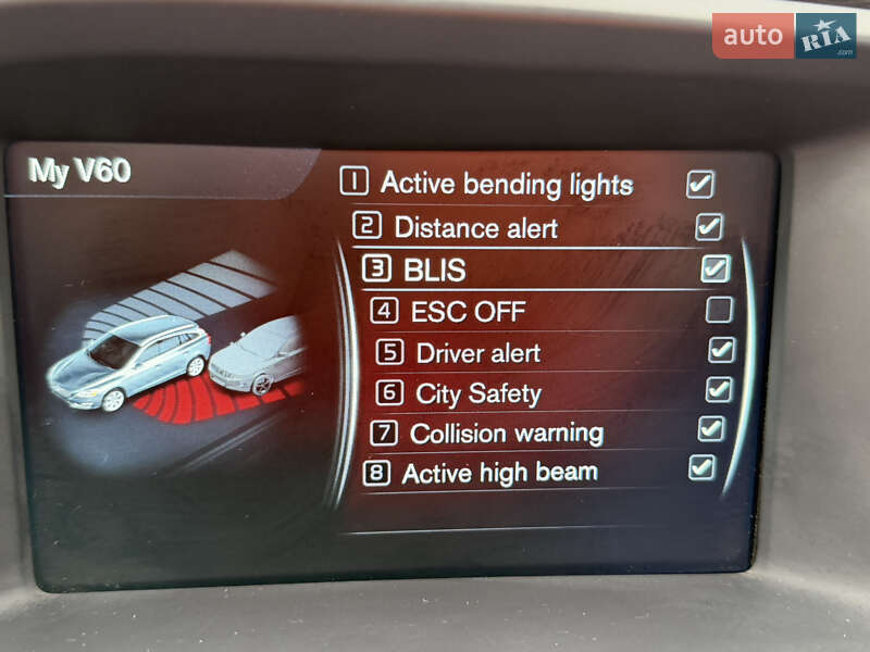 Універсал Volvo V60 Cross Country 2017 в Києві фото 61 Універсал Volvo V60 Cross Country 2017 в Києві