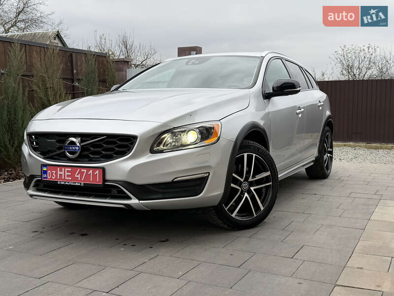Універсал Volvo V60 Cross Country 2017 в Києві фото 79 Універсал Volvo V60 Cross Country 2017 в Києві
