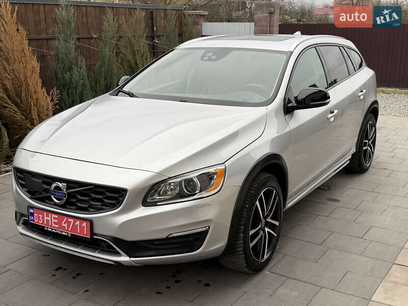 Універсал Volvo V60 Cross Country 2017 в Києві фото 91 Універсал Volvo V60 Cross Country 2017 в Києві