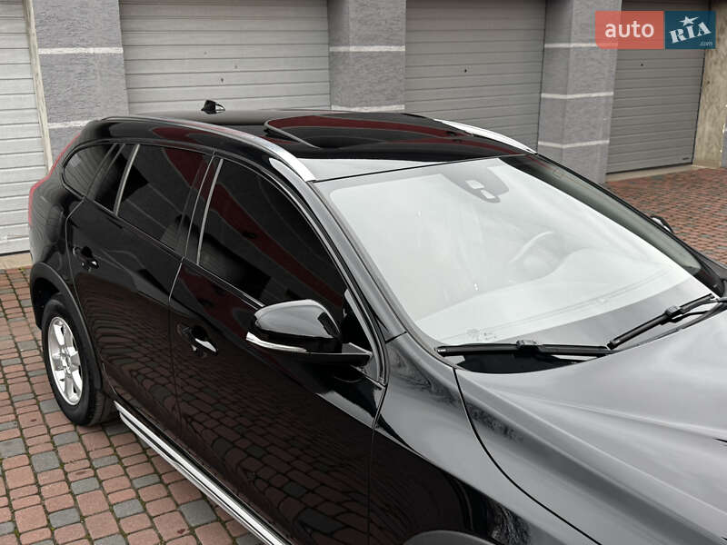 Універсал Volvo V60 Cross Country 2015 в Івано-Франківську фото 40 Універсал Volvo V60 Cross Country 2015 в Івано-Франківську