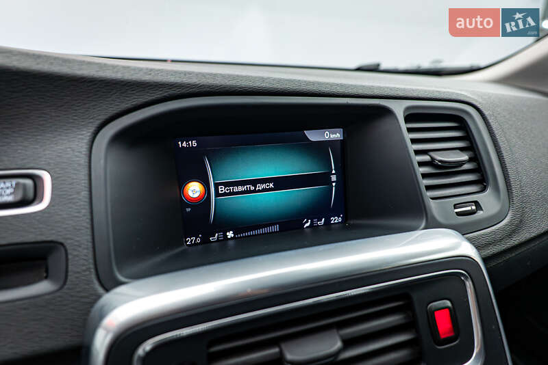 Универсал Volvo V60 Cross Country 2018 в Киеве