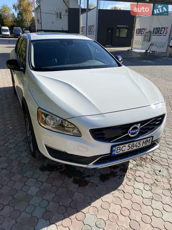 Универсал Volvo V60 2015 в Львове фото 2 Универсал Volvo V60 2015 в Львове