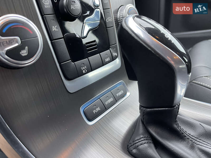 Универсал Volvo V60 2015 в Черновцах фото 28 Универсал Volvo V60 2015 в Черновцах