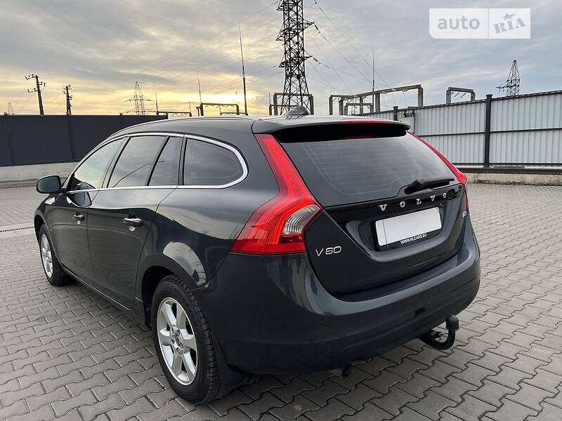 Универсал Volvo V60 2012 в Луцке