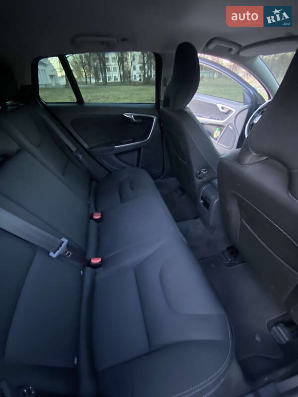 Универсал Volvo V60 2013 в Шостке фото 25 Универсал Volvo V60 2013 в Шостке