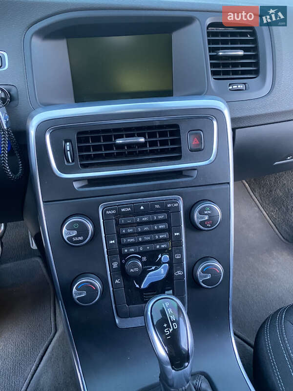 Универсал Volvo V60 2013 в Шостке фото 29 Универсал Volvo V60 2013 в Шостке