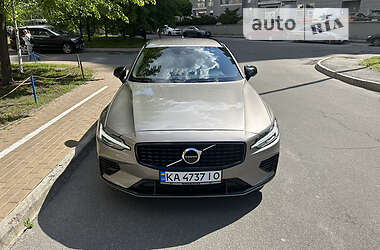 Універсал Volvo V60 2020 в 