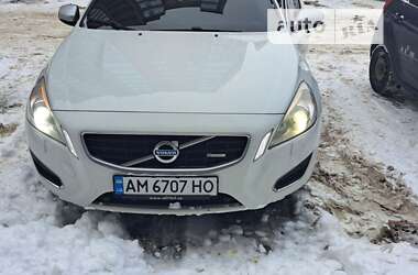 Універсал Volvo V60 2012 в Житомирі