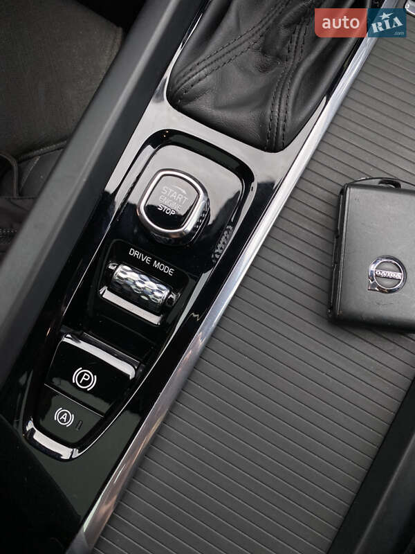 Универсал Volvo V60 2018 в Каменец-Подольском