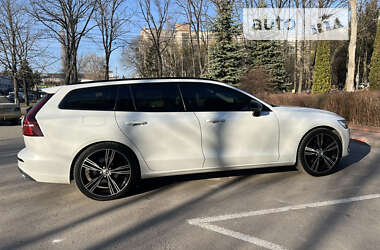 Универсал Volvo V60 2018 в Виннице