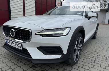 Універсал Volvo V60 2020 в Снятині