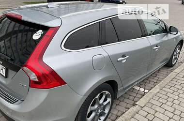 Універсал Volvo V60 2012 в Івано-Франківську