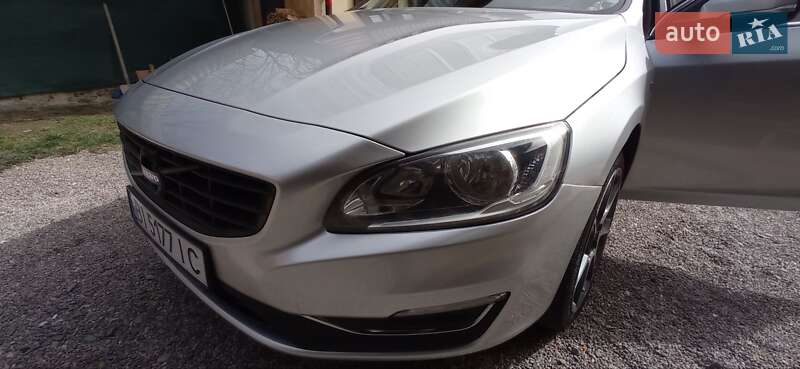 Универсал Volvo V60 2016 в Полтаве