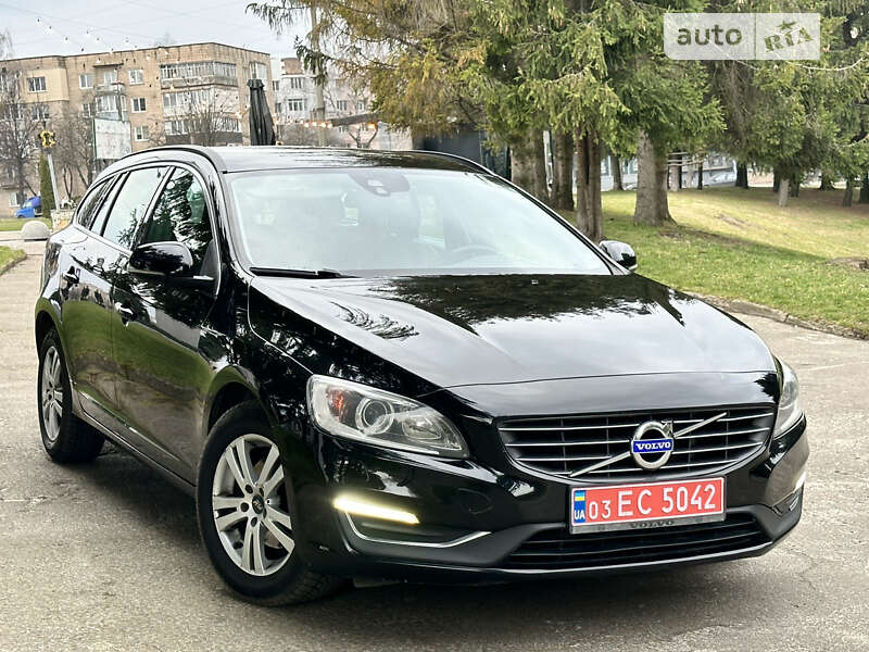Универсал Volvo V60 2015 в Ровно