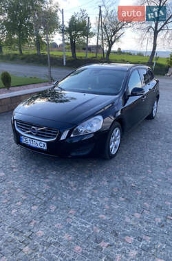 Универсал Volvo V60 2011 в Черновцах