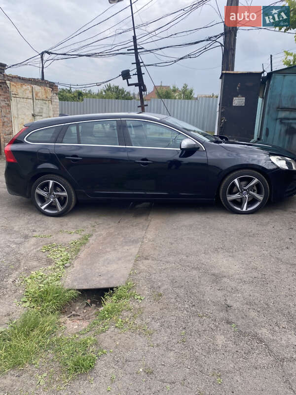 Универсал Volvo V60 2012 в Кривом Роге