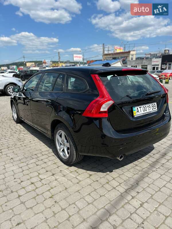Универсал Volvo V60 2014 в Черновцах фото 4 Универсал Volvo V60 2014 в Черновцах