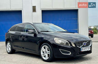 Универсал Volvo V60 2011 в 