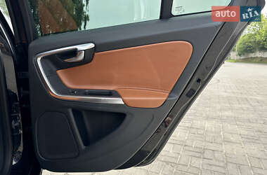 Универсал Volvo V60 2011 в 